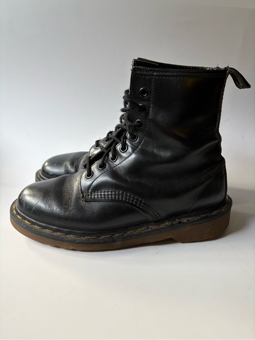 Dr. Martens Black Leather Lace-Up Women's Combat Boots sz 6.5/7